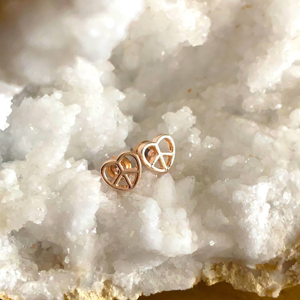 Dainty heart peace sign stud earrings